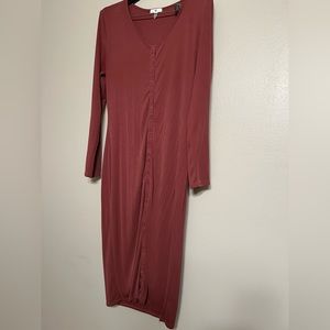 Dress with snap buttons